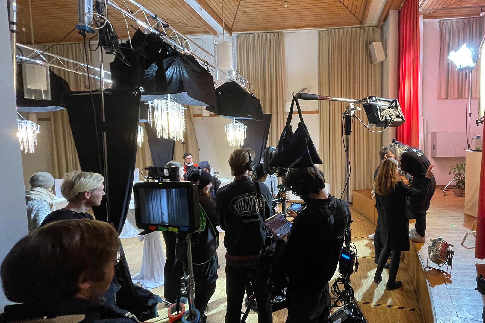 Behind the Scenes vom Kurzfilm Coma, der komplett analog gedreht wurde